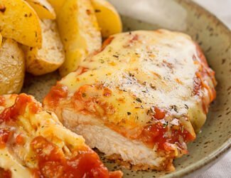 Filé de frango a parmegiana